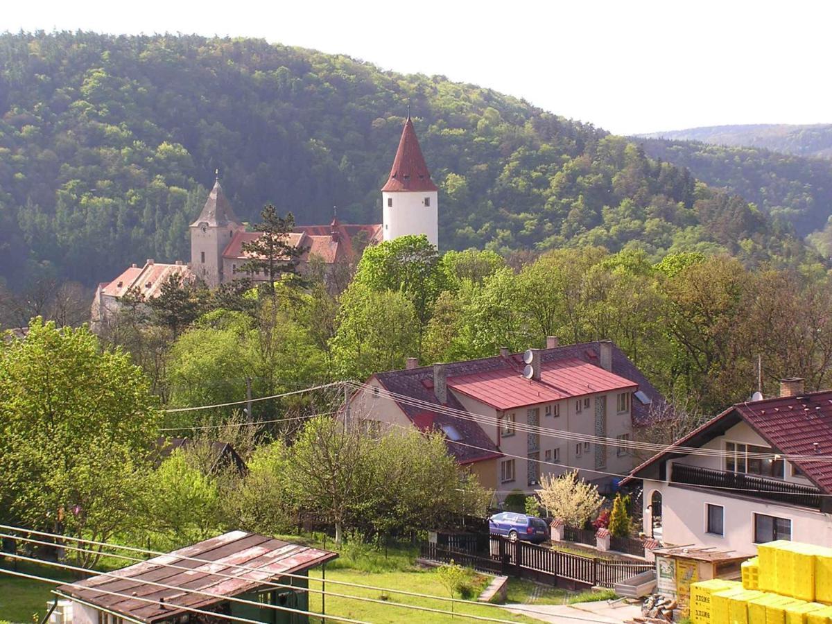 Holiday Home In Krivoklat 1156 Buitenkant foto